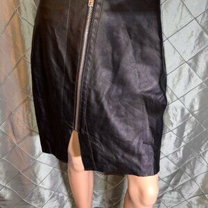 VENUS Women‎ 10 Black Faux Leather Full Zip Up Knee Length Concert Cub Bar Skirt